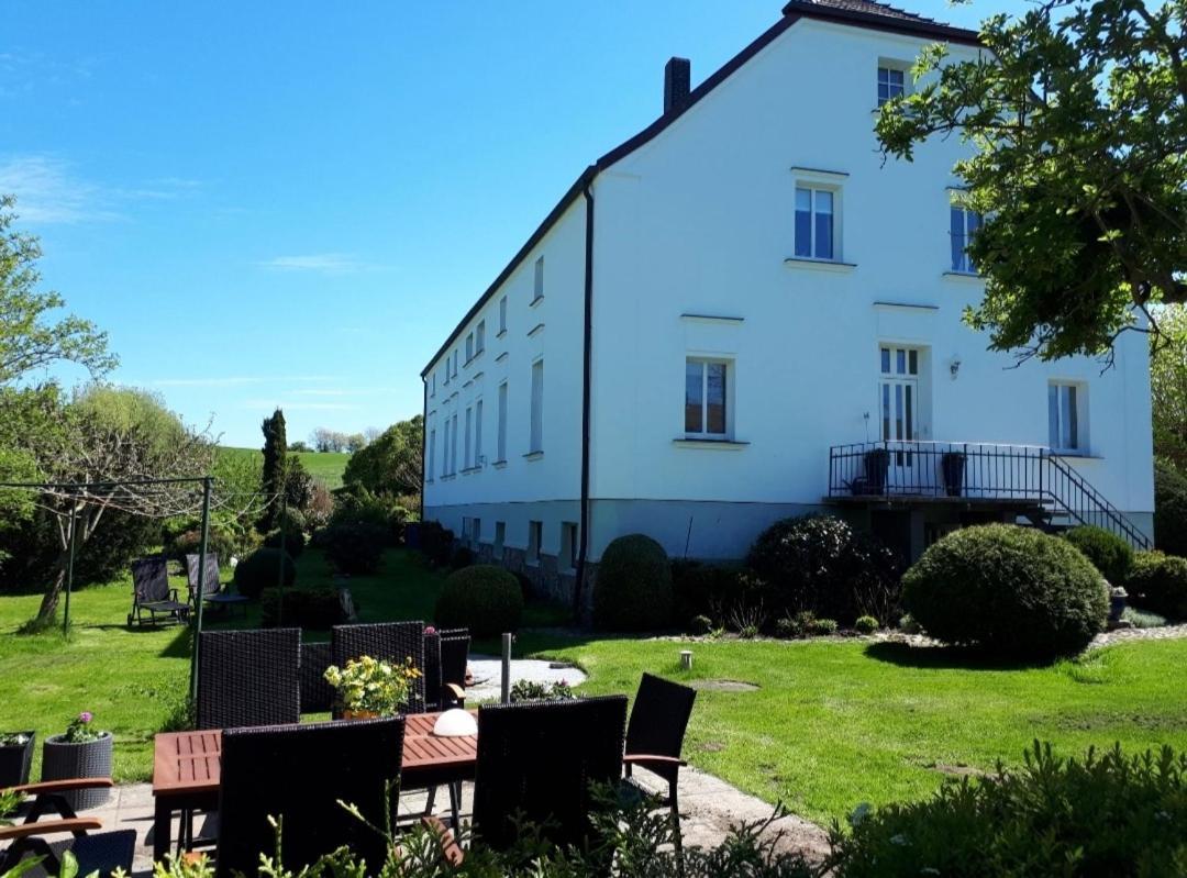 Altes Bauernhaus Im Gruenen Steffenshagen Eksteriør bilde